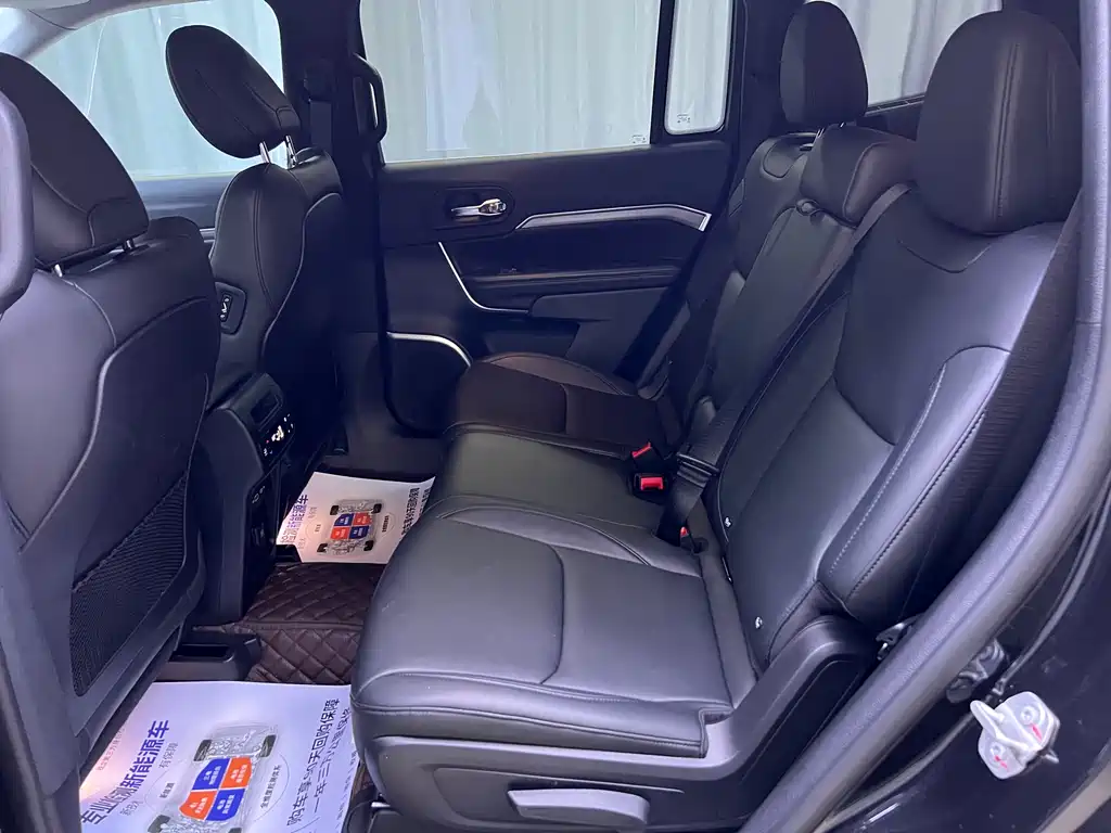 JEEP GRAND COMMANDER