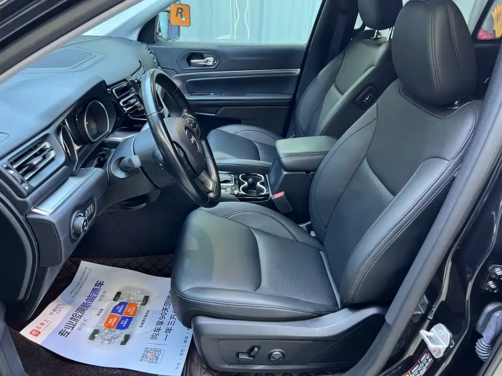 JEEP GRAND COMMANDER