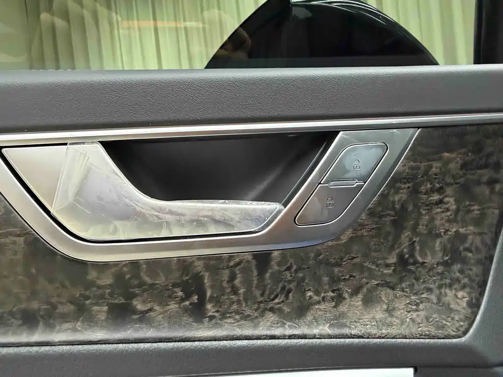 Audi A6L — миниатюра 11