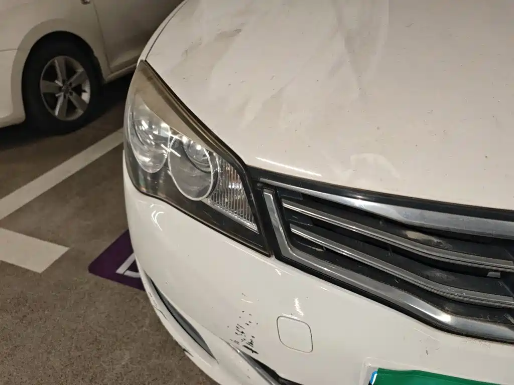 Roewe 350 — миниатюра 7