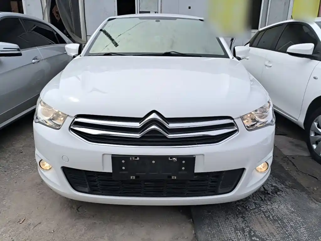 Citroen Elysee — миниатюра 3