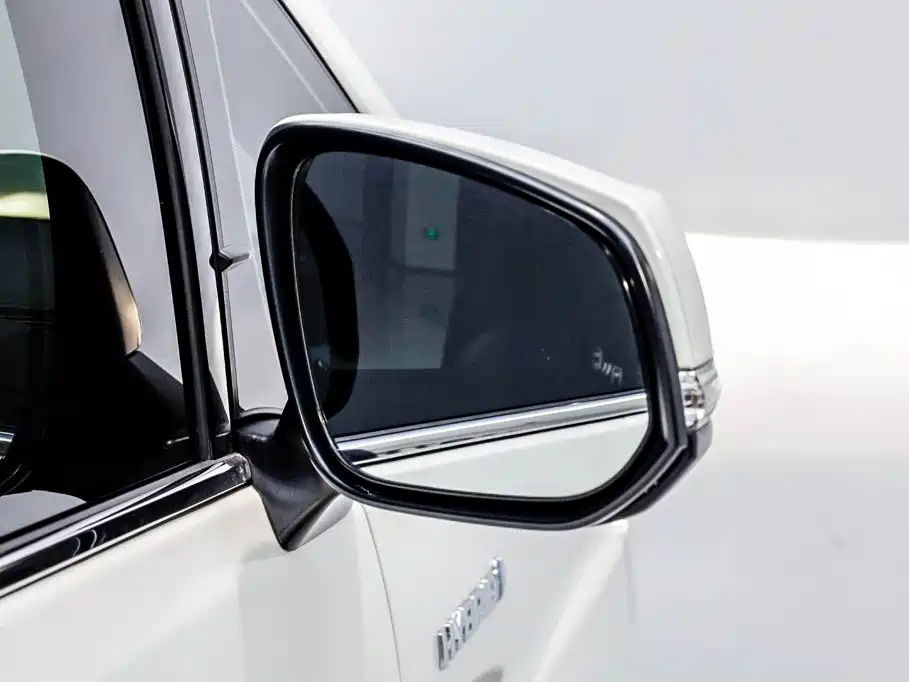 Toyota Vellfire — миниатюра 32