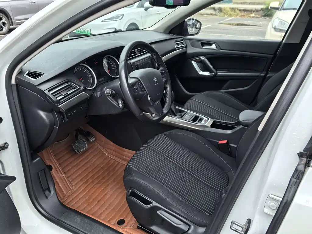 Peugeot 408 — миниатюра 8