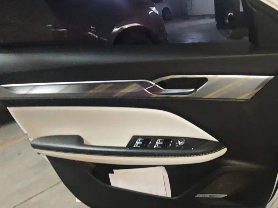 Geely Emgrand L 1.4 л 2022 г. Белый, пробег 14200 км