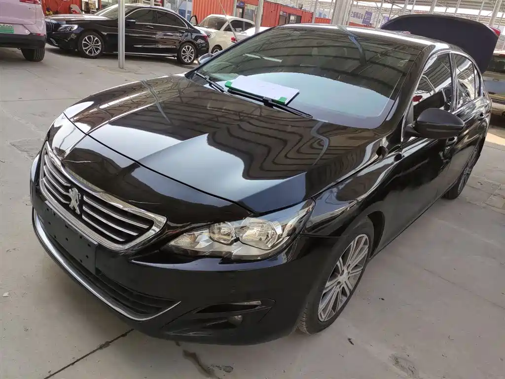 Peugeot 408 2014 1.8L AT Luxury
