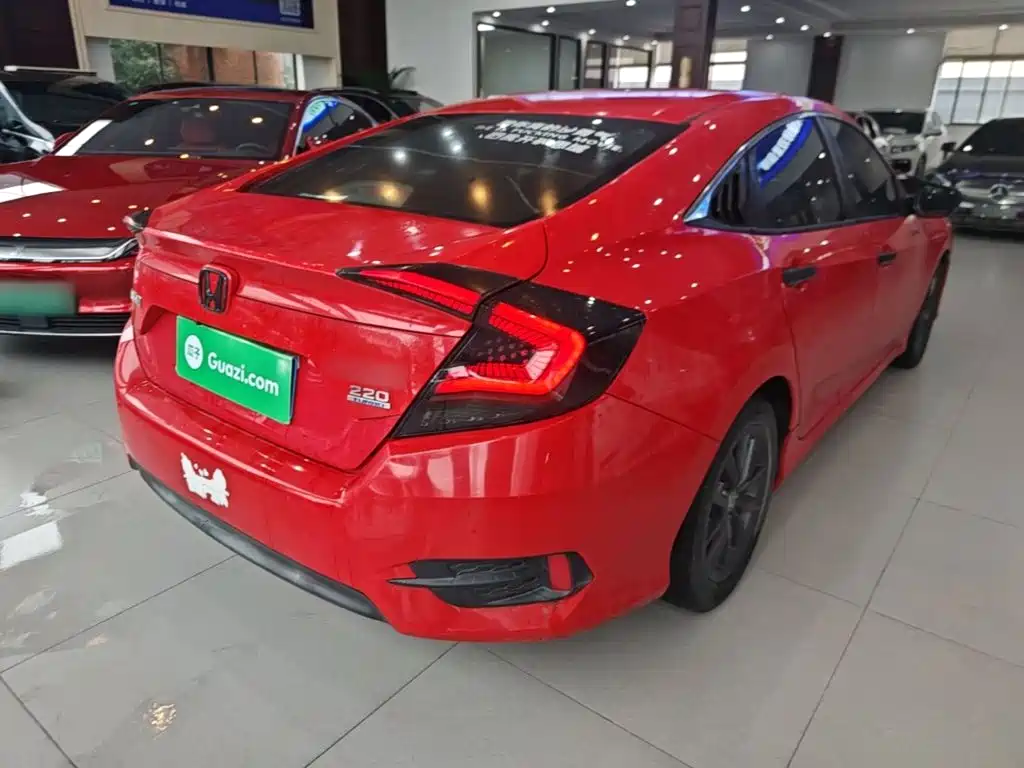 Honda Civic — миниатюра 7