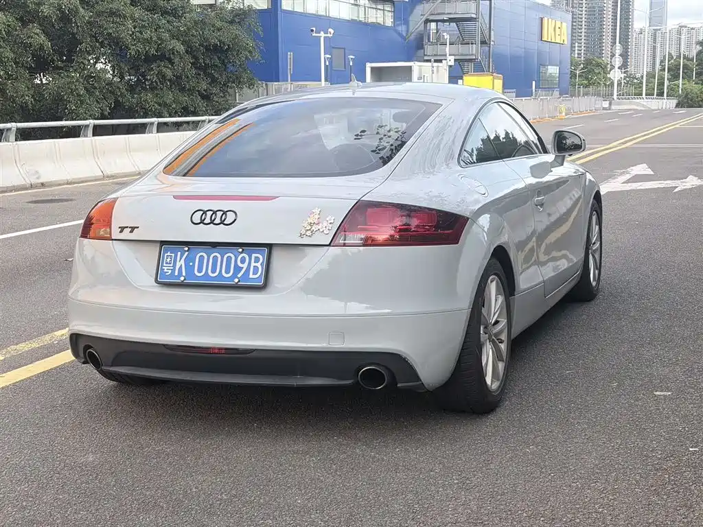 Audi TT 2010 TT 2.0TFSI