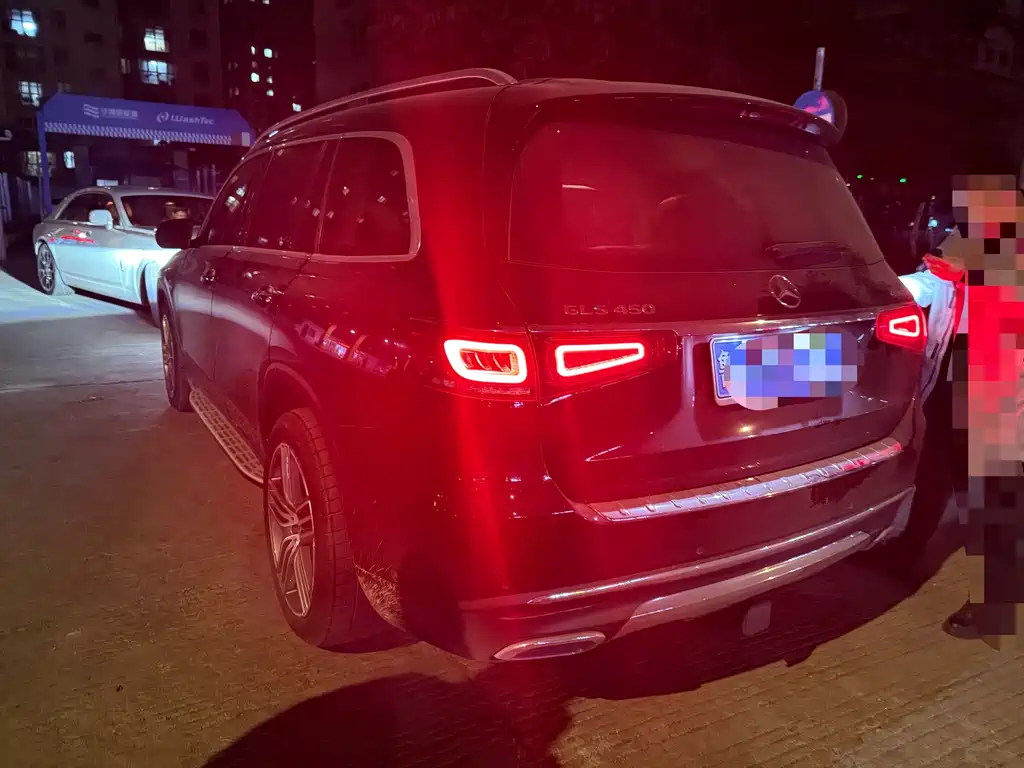MERCEDES-BENZ GLS