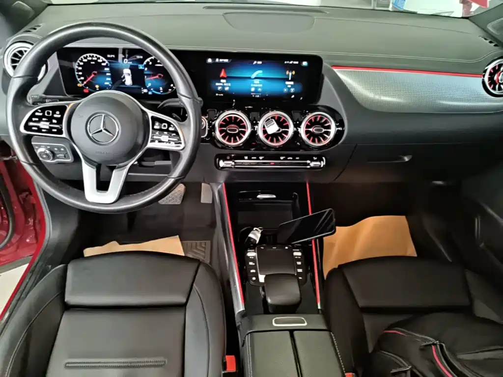 Mercedes-Benz GLA — миниатюра 13