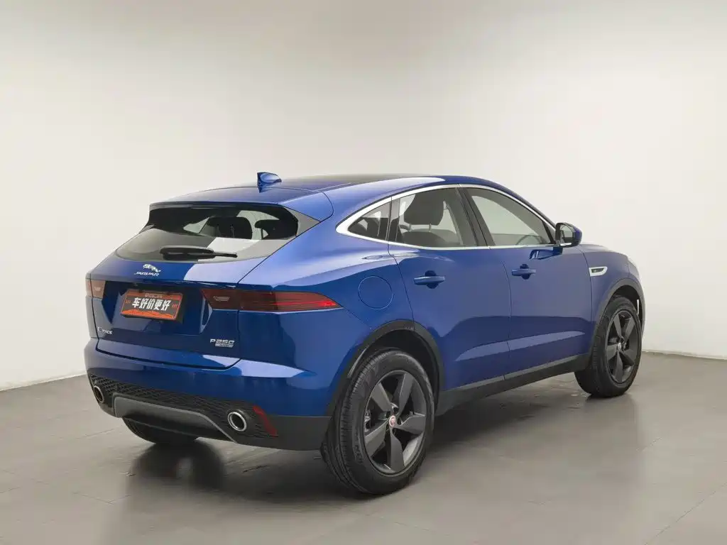 Jaguar E-PACE — миниатюра 2