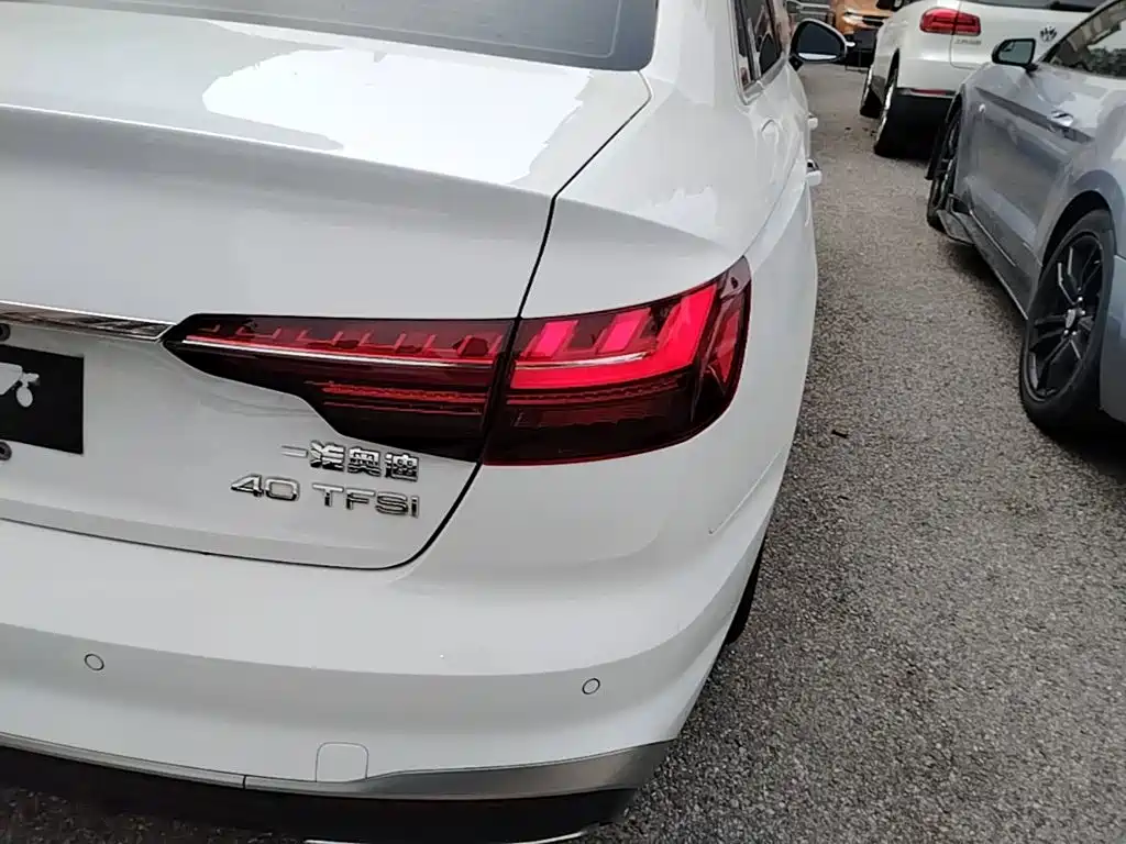 Audi A4L — миниатюра 8