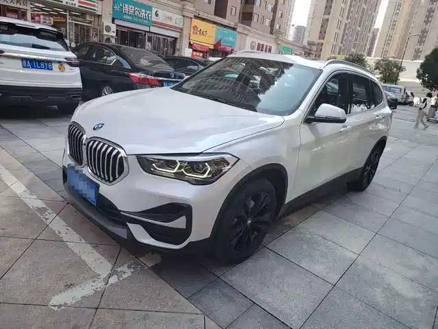 BMW  X1 2020
