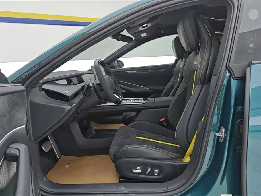 XIAOMI CAR XIAOMI SU7 ULTRA