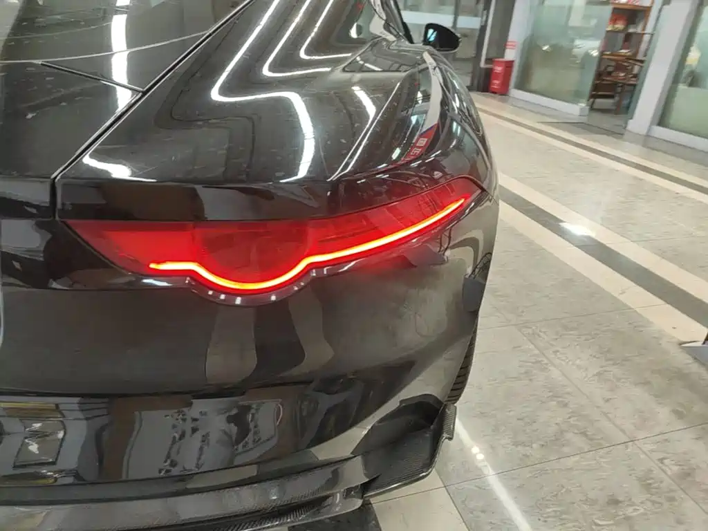 Jaguar F-TYPE — миниатюра 8
