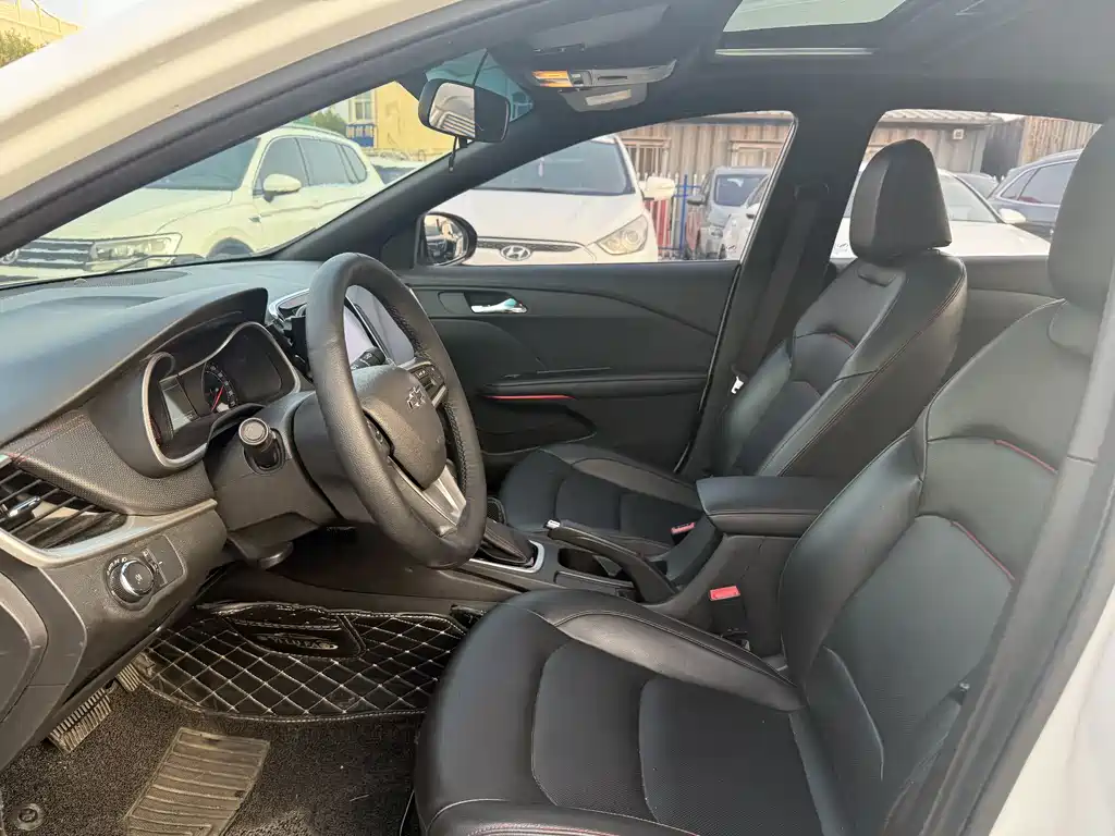 Chevrolet Monza 2019 RS 330T AT VI