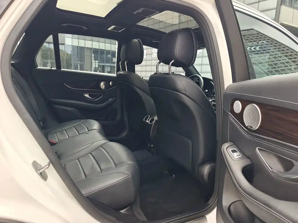 Mercedes-Benz GLC — миниатюра 13