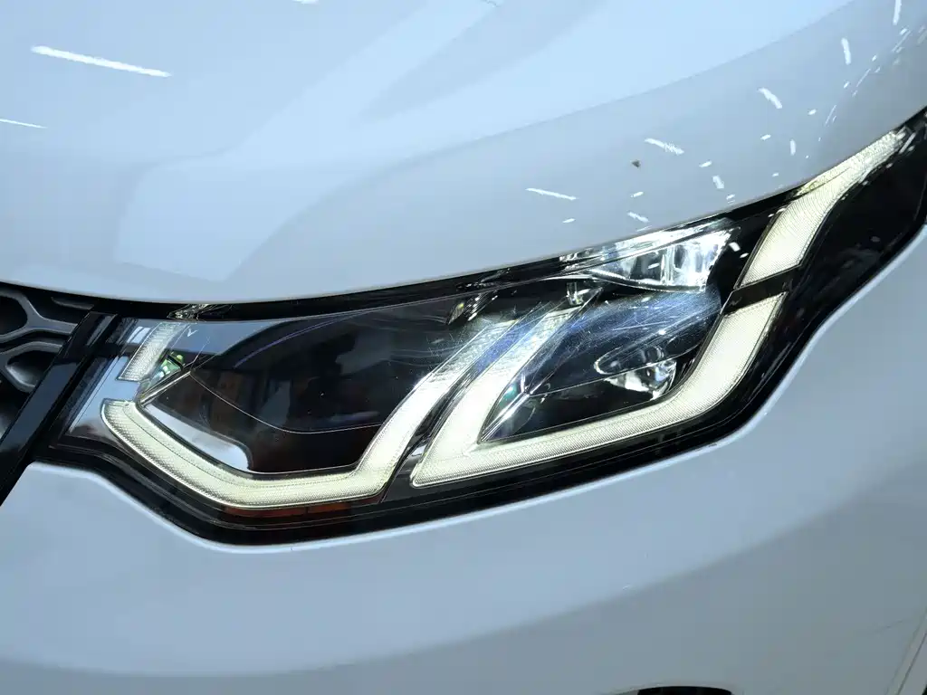 LAND ROVER DISCOVER SPORTS