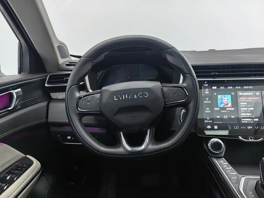 Lynk & Co 05 — миниатюра 11