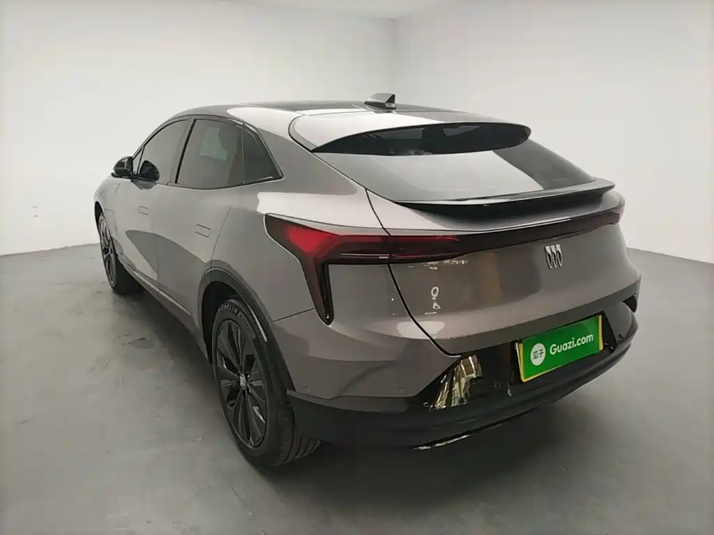 Buick E4 — миниатюра 5