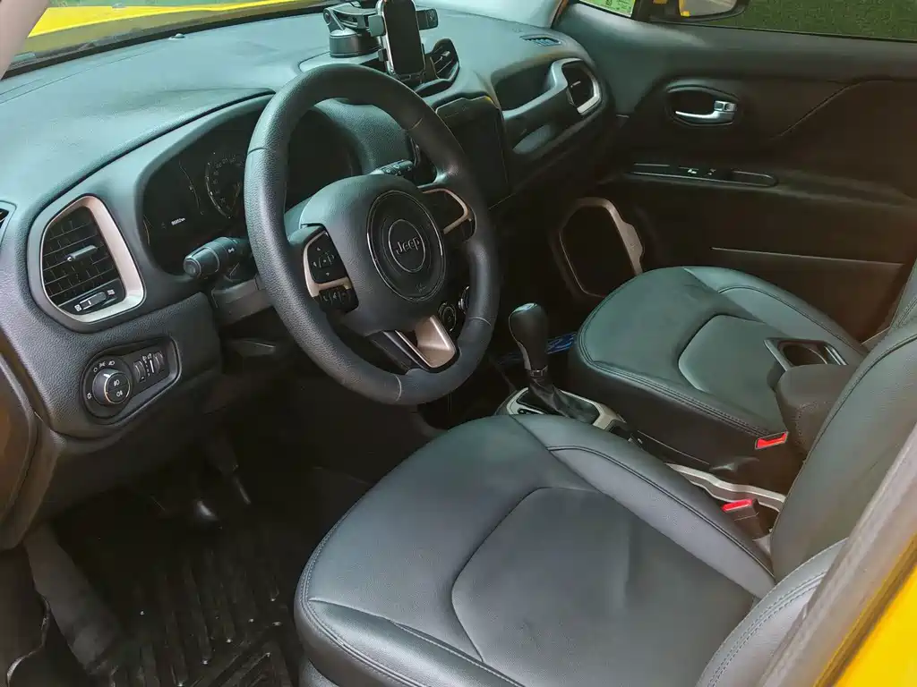 Jeep Renegade — миниатюра 4