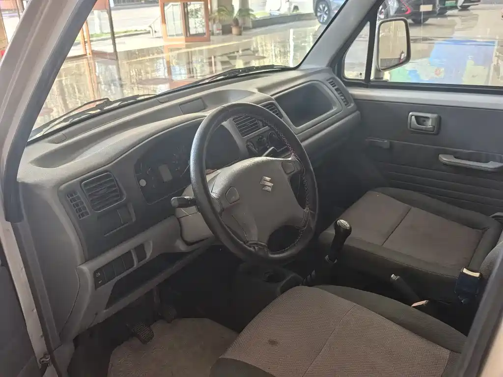 Suzuki Beidouxing 2013 1.0L MT