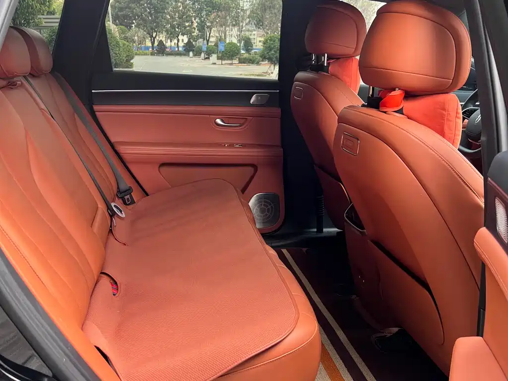 AITO ASK THE WORLD M7