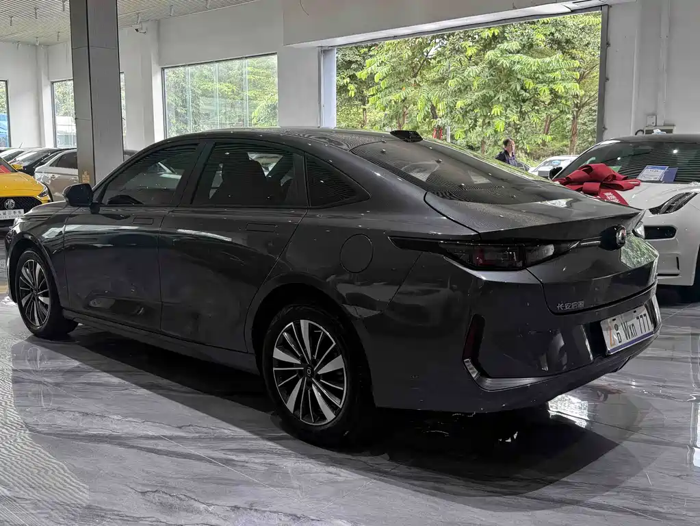 Qiyuan 长安启源A05经典 — миниатюра 20