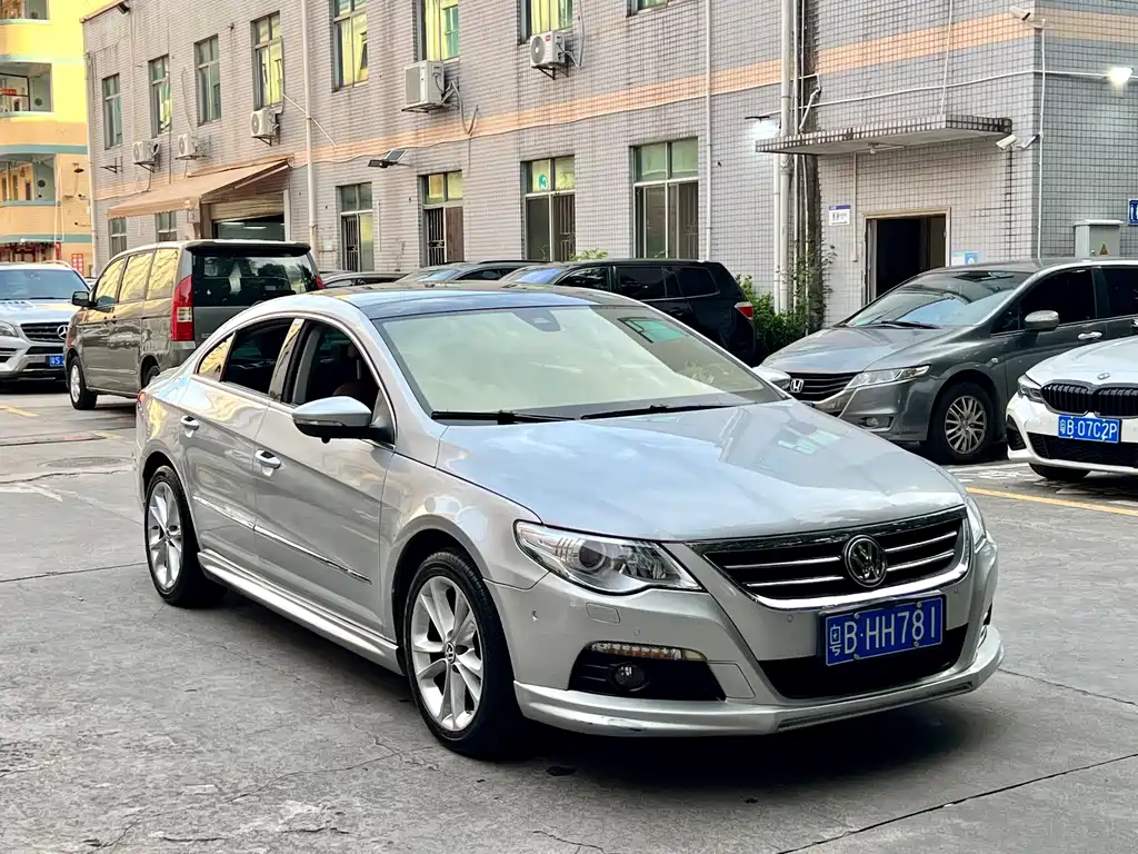 Volkswagen FAW - Passat CC CC 2011 2.0TSI Luxury