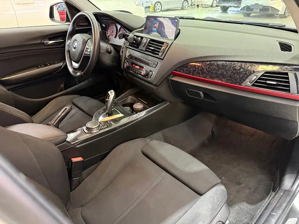 BMW 1 Series (Import) — миниатюра 27
