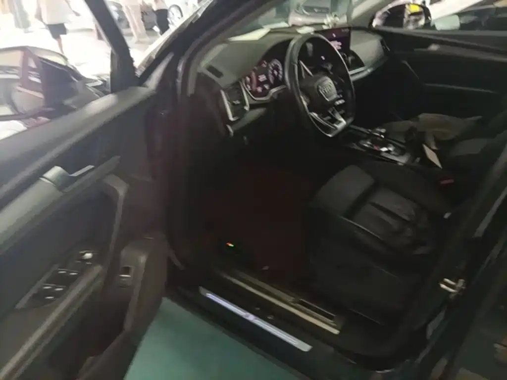 Audi Q5L — миниатюра 16