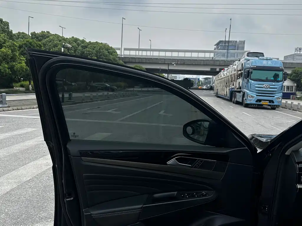 Volkswagen Passat 2020 330TSI Luxury V