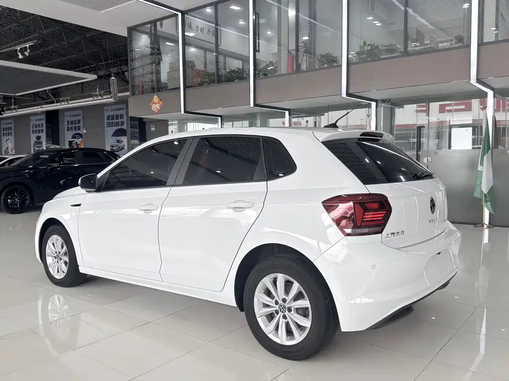 Volkswagen Polo — миниатюра 13