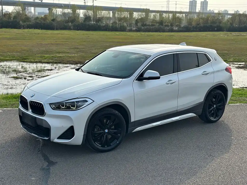 BMW X2 2021