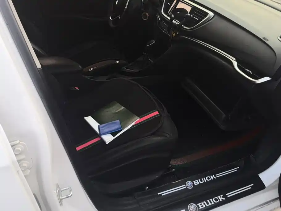 Buick Excelle — миниатюра 8