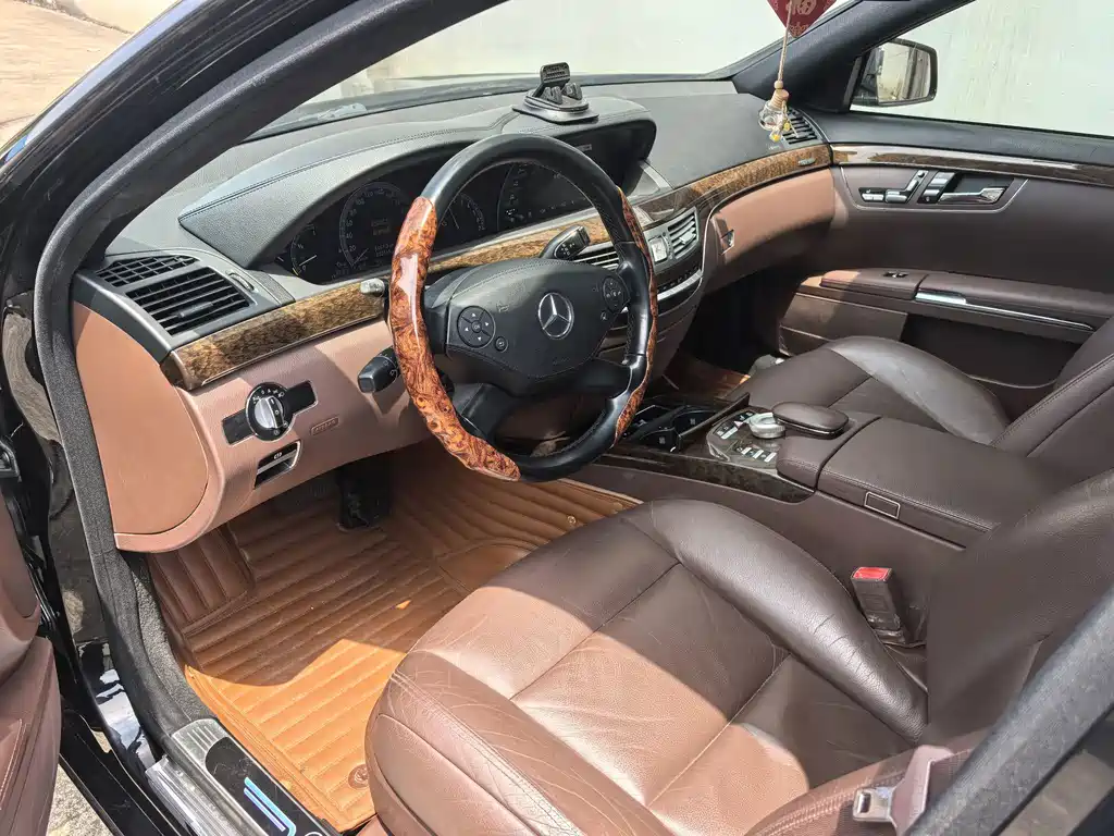 Mercedes-Benz S-Class — миниатюра 7