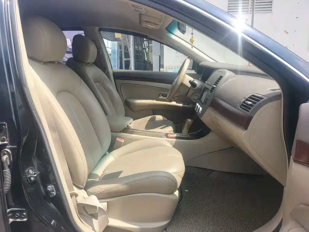 Nissan Sylphy — миниатюра 14