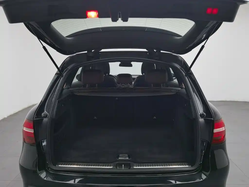 Mercedes-Benz GLC — миниатюра 16