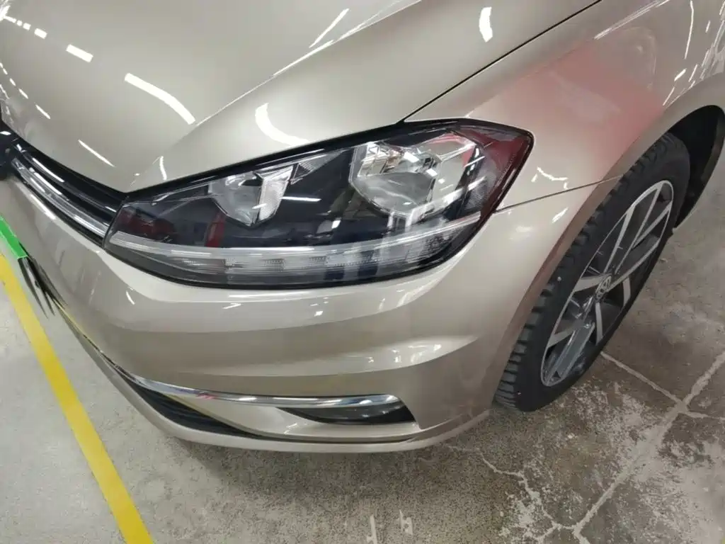 Volkswagen Golf — миниатюра 24