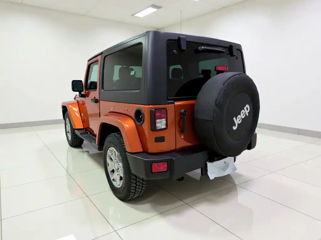 Jeep Wrangler — миниатюра 4
