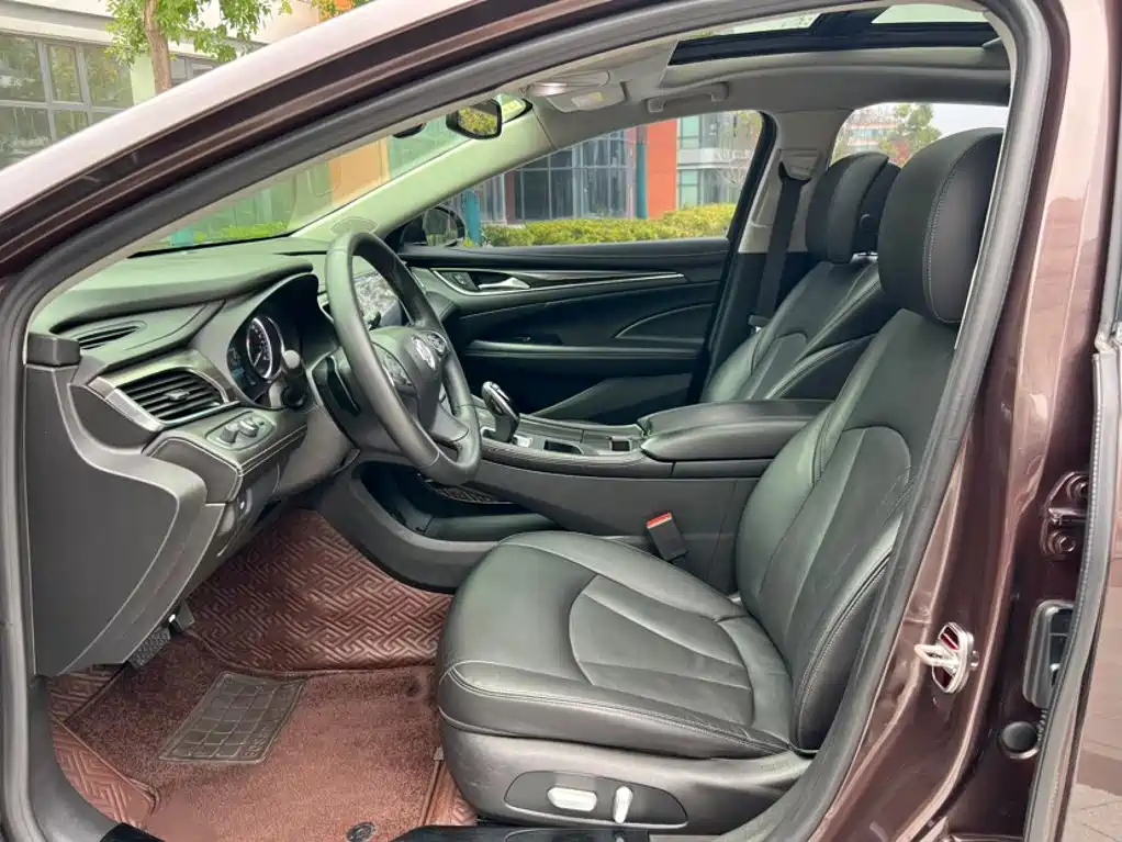 Buick LaCrosse — миниатюра 13
