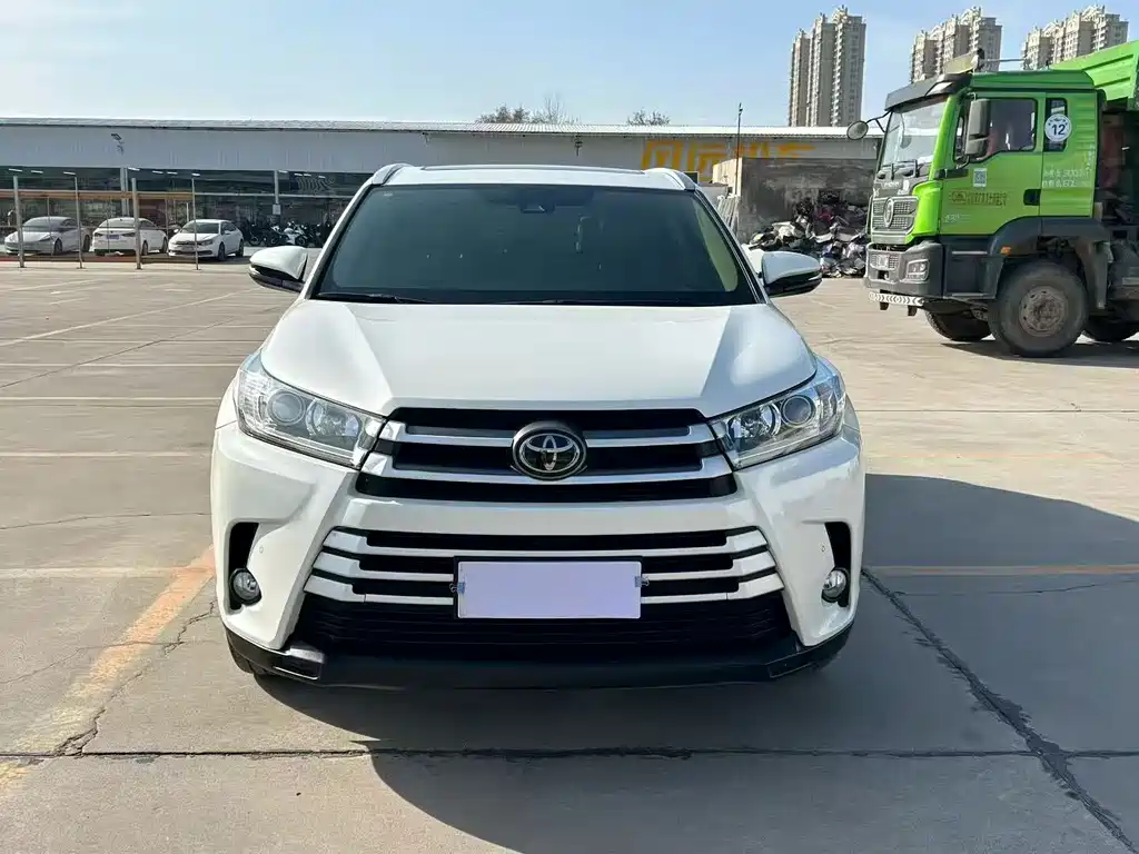Toyota Highlander — миниатюра 2