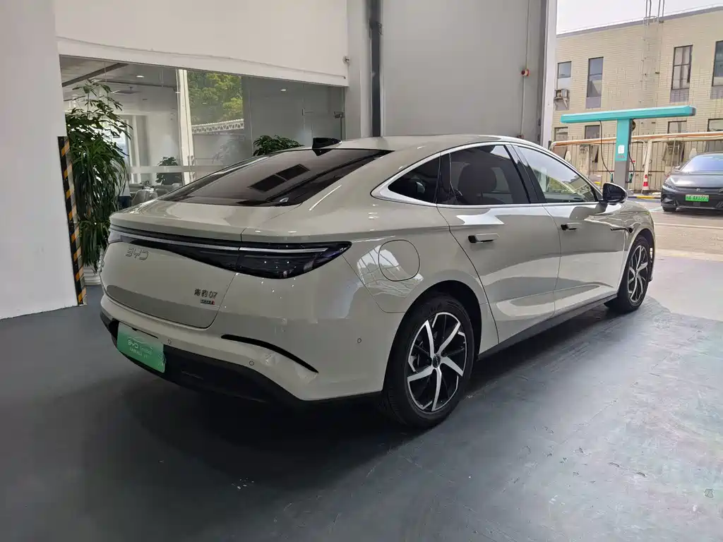 BYD Seal 07 DM-i — миниатюра 6