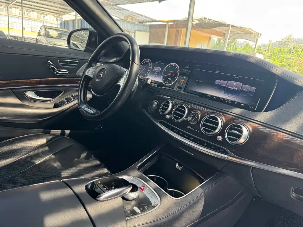 Mercedes-Benz S-Class — миниатюра 6