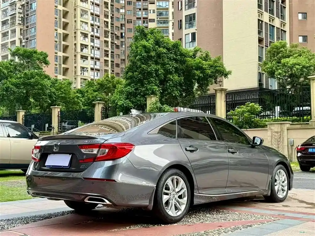 Honda Accord 2018 260TURBO Elite VI
