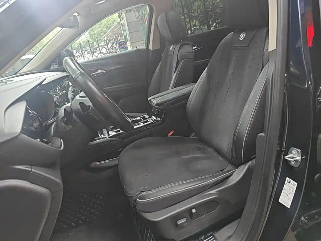Buick Envision Plus — миниатюра 15