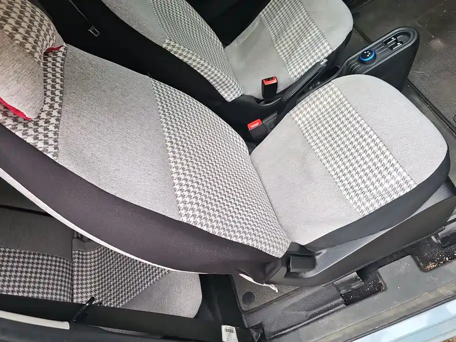 Wuling MINIEV — миниатюра 8