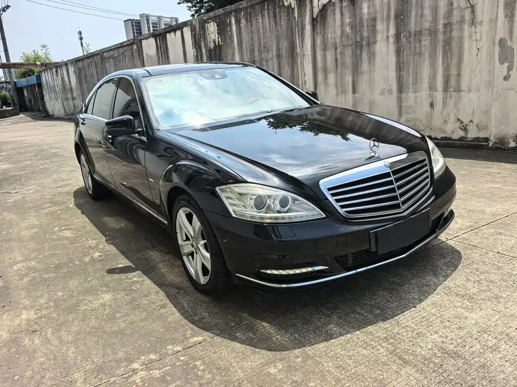 Mercedes-Benz S-Class — миниатюра 3