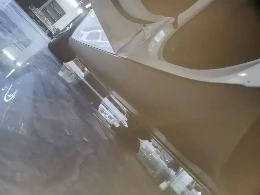 Tesla Model Y — миниатюра 22