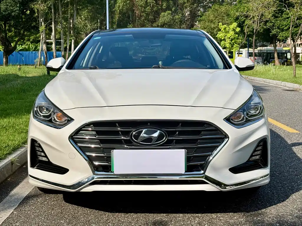 Hyundai Sonata PHEV — миниатюра 14