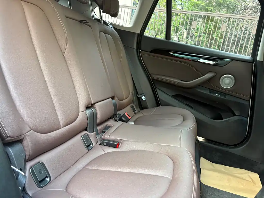 BMW X1 — миниатюра 12